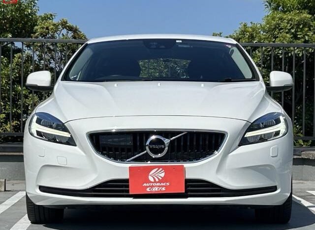 
								VOLVO V40 FOR SALE IN KENYA full									