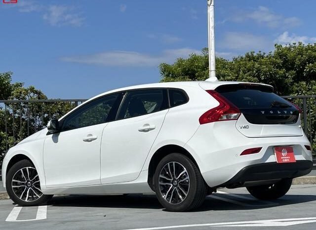 
								VOLVO V40 FOR SALE IN KENYA full									