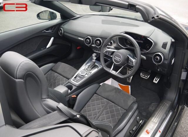 
								AUDI TT ROADSTER FOR SALE IN KENYA full									