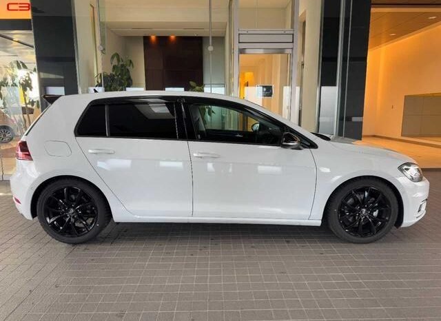 
								VOLKSWAGEN GOLF FOR SALE IN KENYA full									