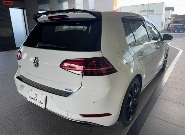 
								VOLKSWAGEN GOLF FOR SALE IN KENYA full									