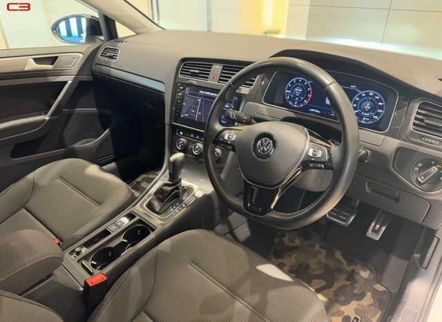 
								VOLKSWAGEN GOLF FOR SALE IN KENYA full									