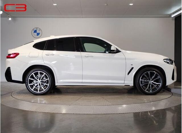 
								BMW X4 FOR SALE IN KENYA full									