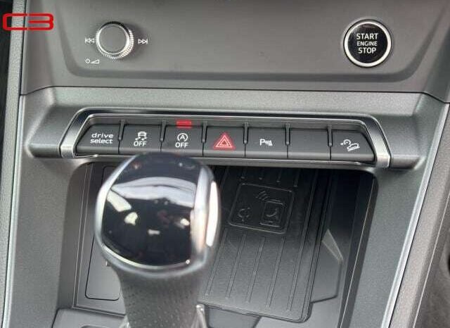 
								AUDI Q3 FOR SALE IN KENYA full									