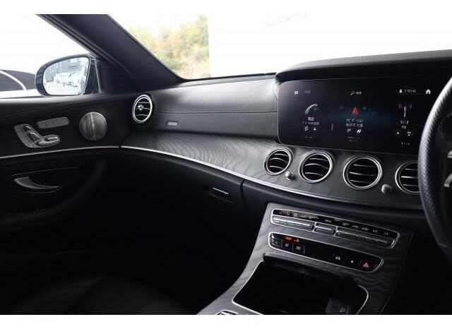 
								MERCEDES E CLASS STATIONWAGON FOR SALE IN KENYA full									