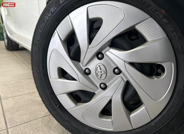 
								TOYOTA AQUA FOR SALE IN KENYA full									