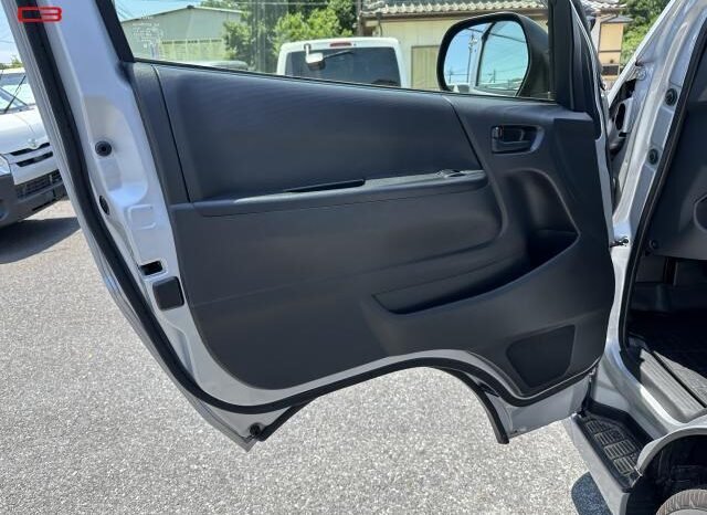 
								TOYOTA HIACE VAN FOR SALE IN KENYA full									