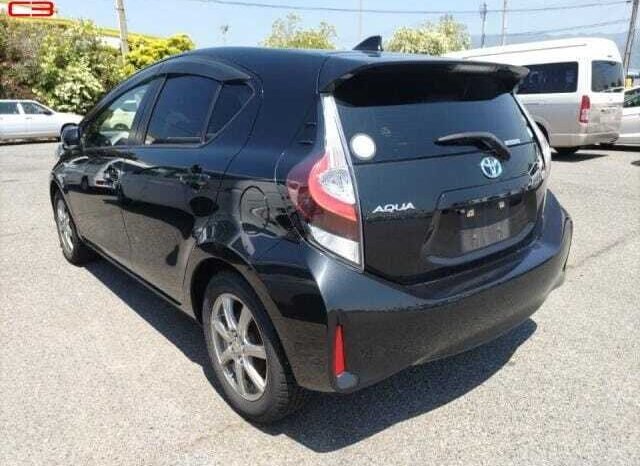 
								TOYOTA AQUA FOR SALE IN KENYA full									