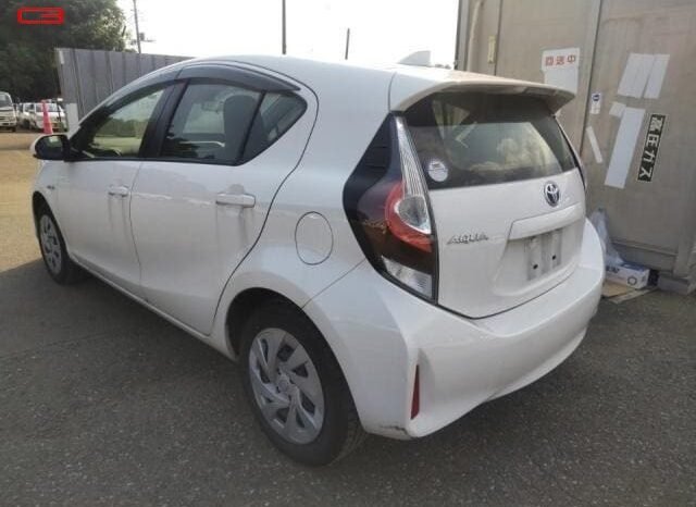 
								TOYOTA AQUA FOR SALE IN KENYA full									