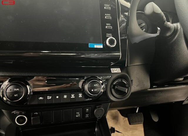 
								TOYOTA HILUX REVO FOR SALE IN KENYA full									
