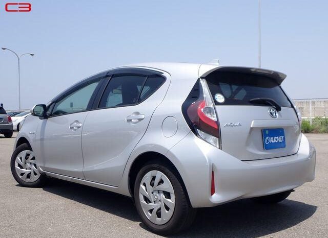 
								TOYOTA AQUA FOR SALE IN KENYA full									