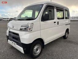 TOYOTA PIXIS VAN FOR SALE IN KENYA
