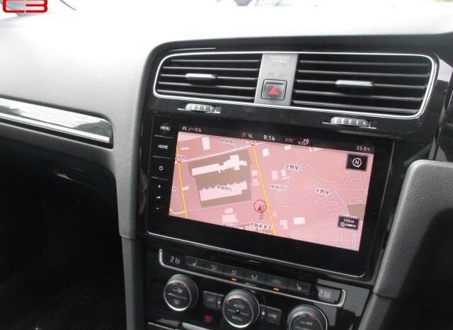 
								VOLKSWAGEN GOLF VARIANT FOR SALE IN KENYA full									
