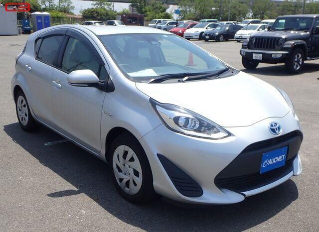 
								TOYOTA AQUA FOR SALE IN KENYA full									