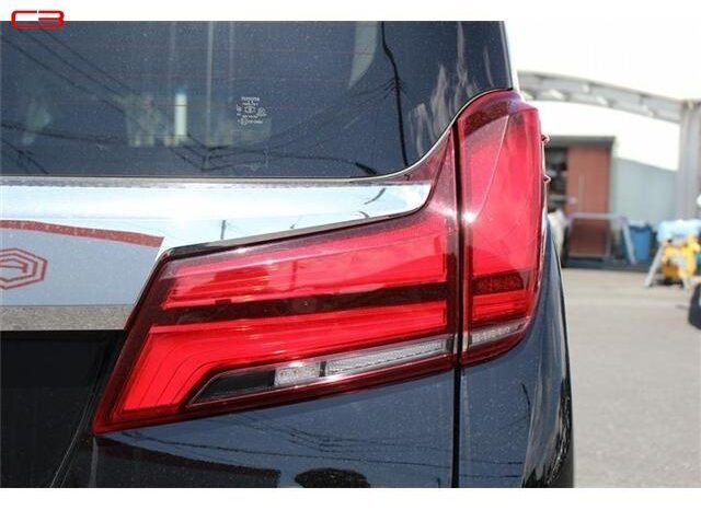 
								TOYOTA ALPHARD FOR SALE IN KENYA full									