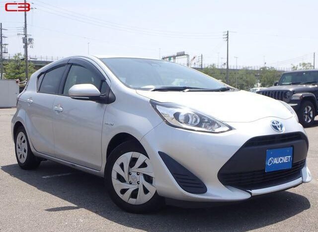 
								TOYOTA AQUA FOR SALE IN KENYA full									