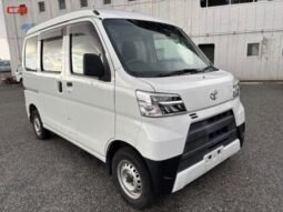 TOYOTA PIXIS VAN FOR SALE IN KENYA