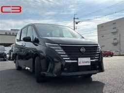 NISSAN SERENA FOR SALE IN KENYA