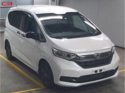 HONDA FREED PLUS HYBRID FOR SALE IN KENYA
