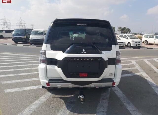 
								MITSUBISHI PAJERO FOR SALE IN KENYA full									