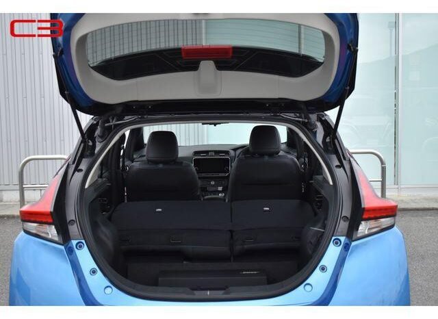 
								NISSAN LEAF FOR SALE IN KENYA full									