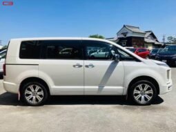 
										MITSUBISHI DELICA D5 FOR SALE IN KENYA full									