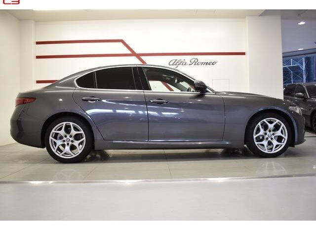 
								ALFA ROMEO GIULIA FOR SALE IN KENYA full									