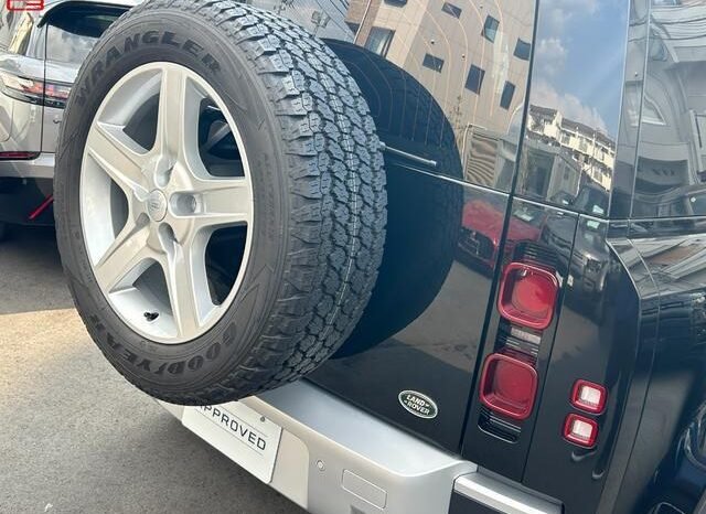 
								LAND ROVER DEFENDER FOR SALE IN KENYA full									