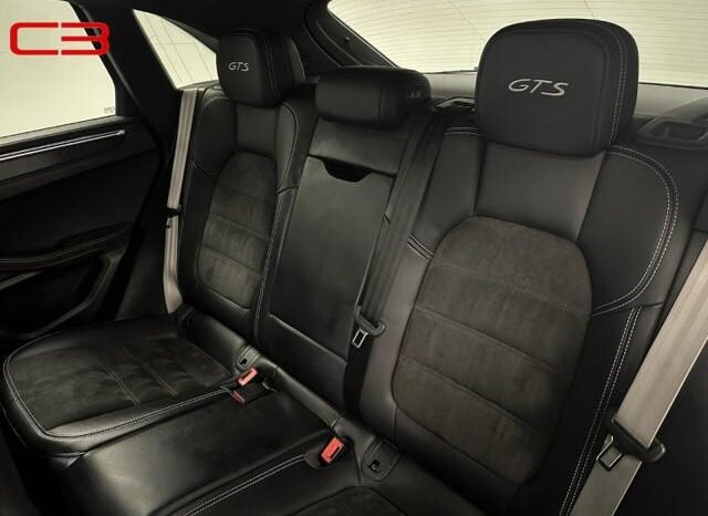 
								PORSCHE MACAN FOR SALE IN KENYA full									