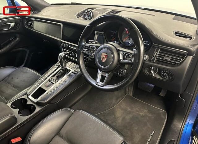 
								PORSCHE MACAN FOR SALE IN KENYA full									